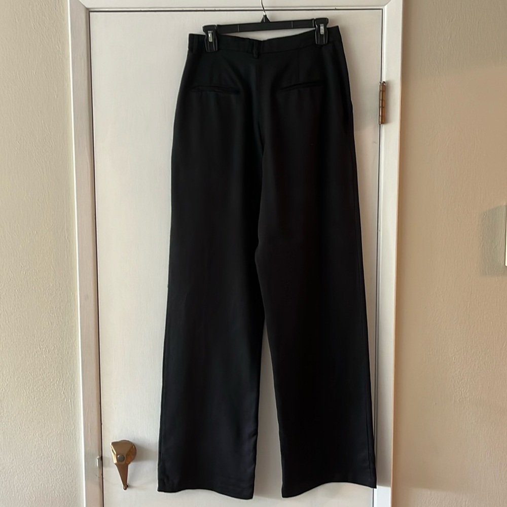 Reformation Mason Pants. Size 6. Black
